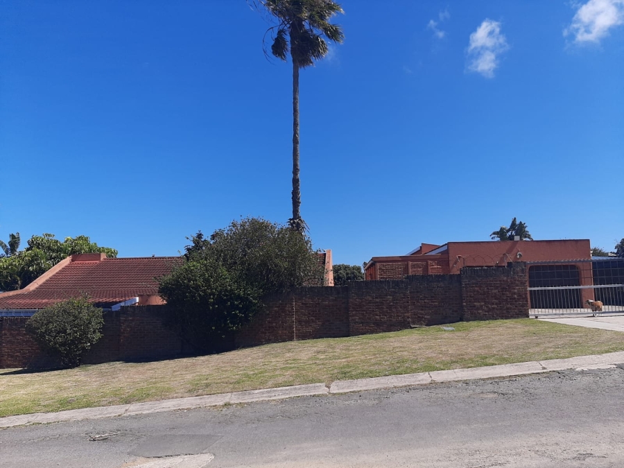 3 Bedroom Property for Sale in Haven Hills Eastern Cape